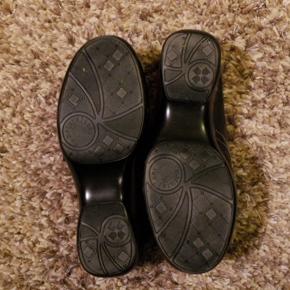 Naturalizer open back clogs - Picture 6 of 7